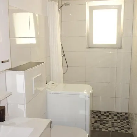 Im Gruenen Eg Mit Terrasse アパート